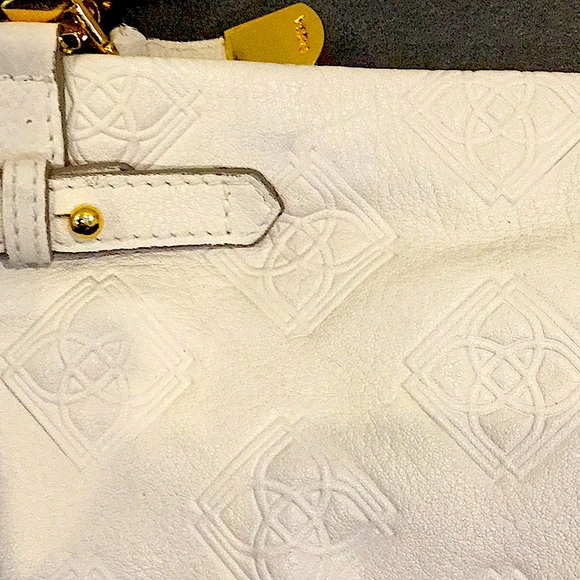 *NEW* DESA leather cream crossbody bag with coin wallet keychain dust bag - Picture 9 of 10